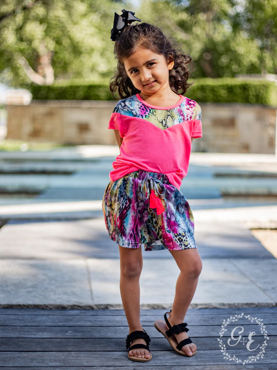 GIRLS' OVER THE RAINBOW SNAKE SHORTS